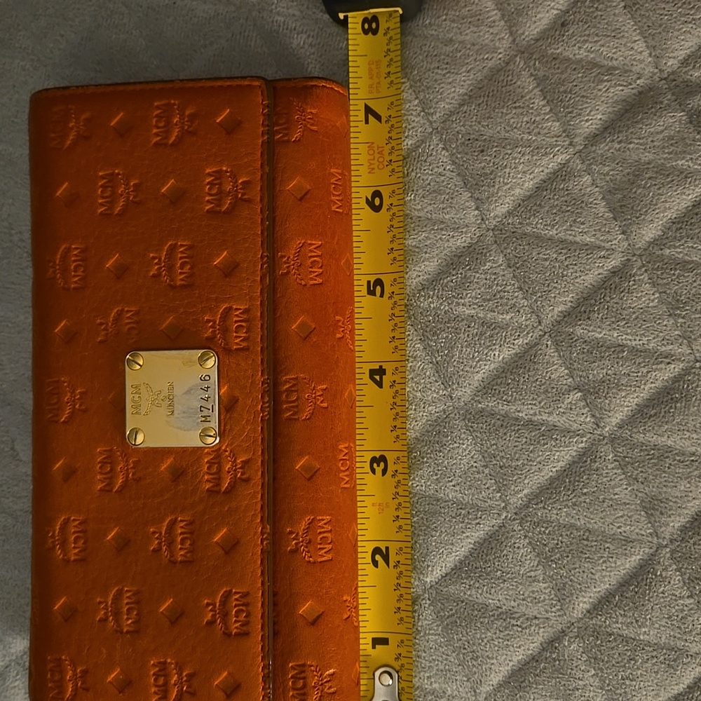 MCM Long Wallet - Picture 10 of 11